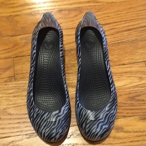 **Crocs zebra print wedge